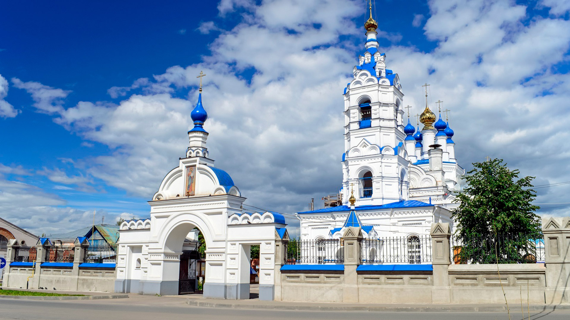Белая церковь город фото города